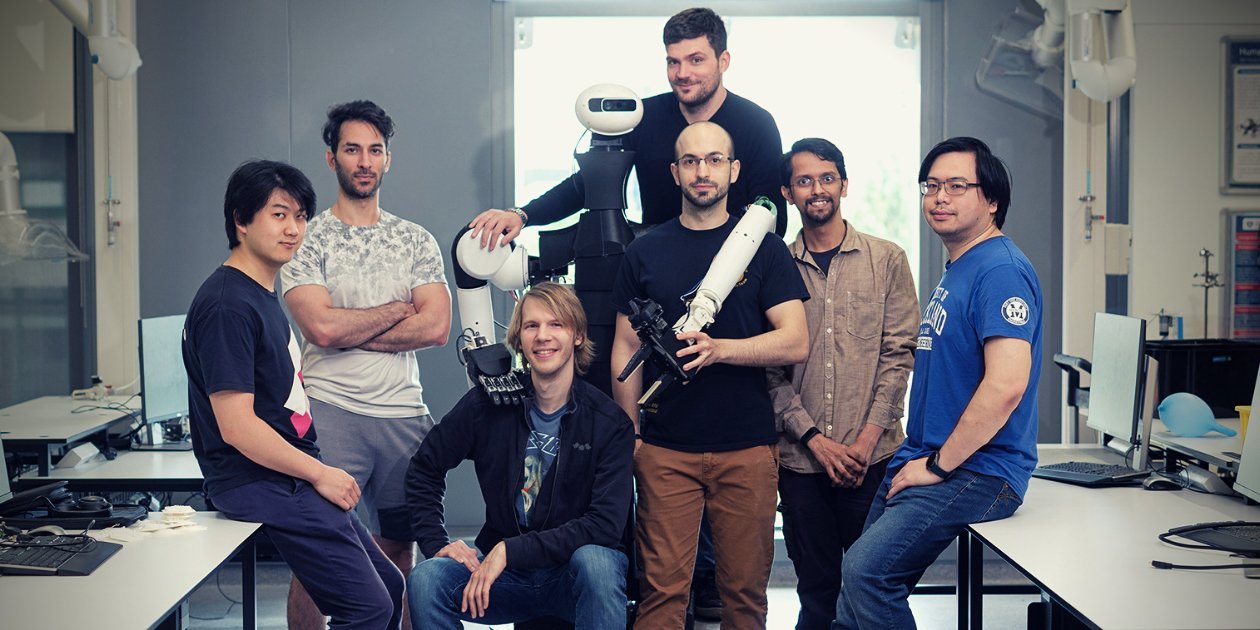 New Dexterity research group in the lab